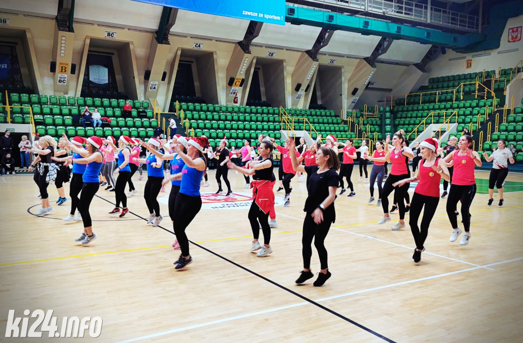 III Charytatywny Mikołajkowy Maraton Zumby i Fitnessu