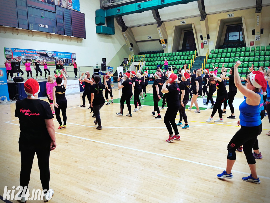 III Charytatywny Mikołajkowy Maraton Zumby i Fitnessu