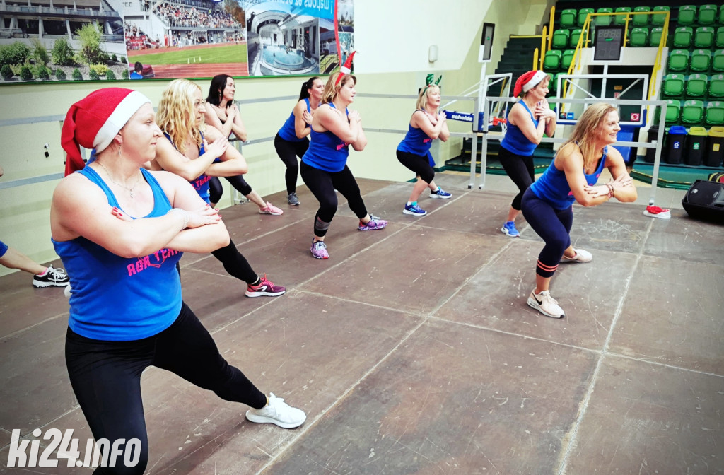III Charytatywny Mikołajkowy Maraton Zumby i Fitnessu