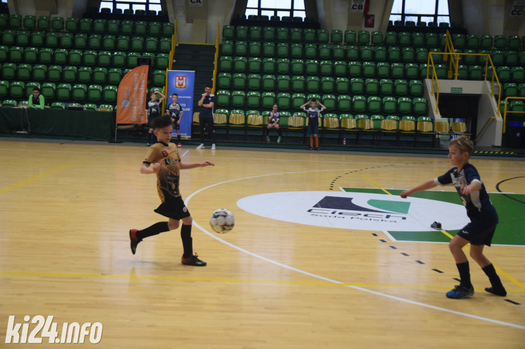 Młodzi piłkarze walczą w Ciech Soda Polska Cup