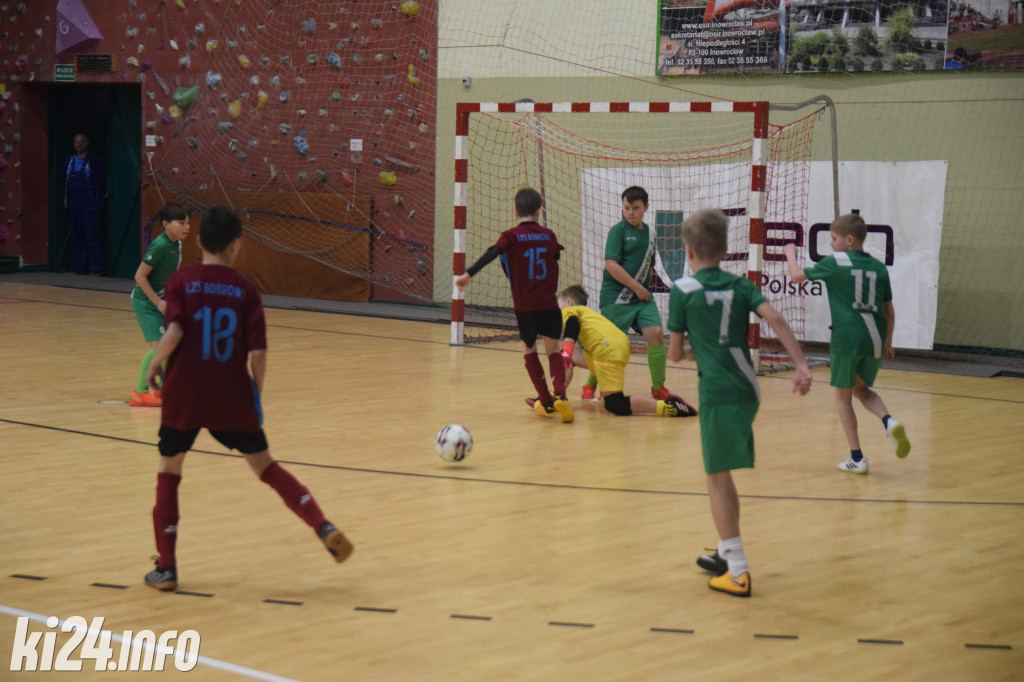 Młodzi piłkarze walczą w Ciech Soda Polska Cup
