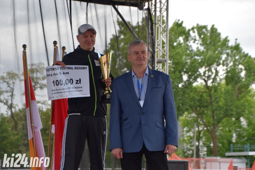 Piastowski Festiwal Biegowy - biegi na 5 i 10 km