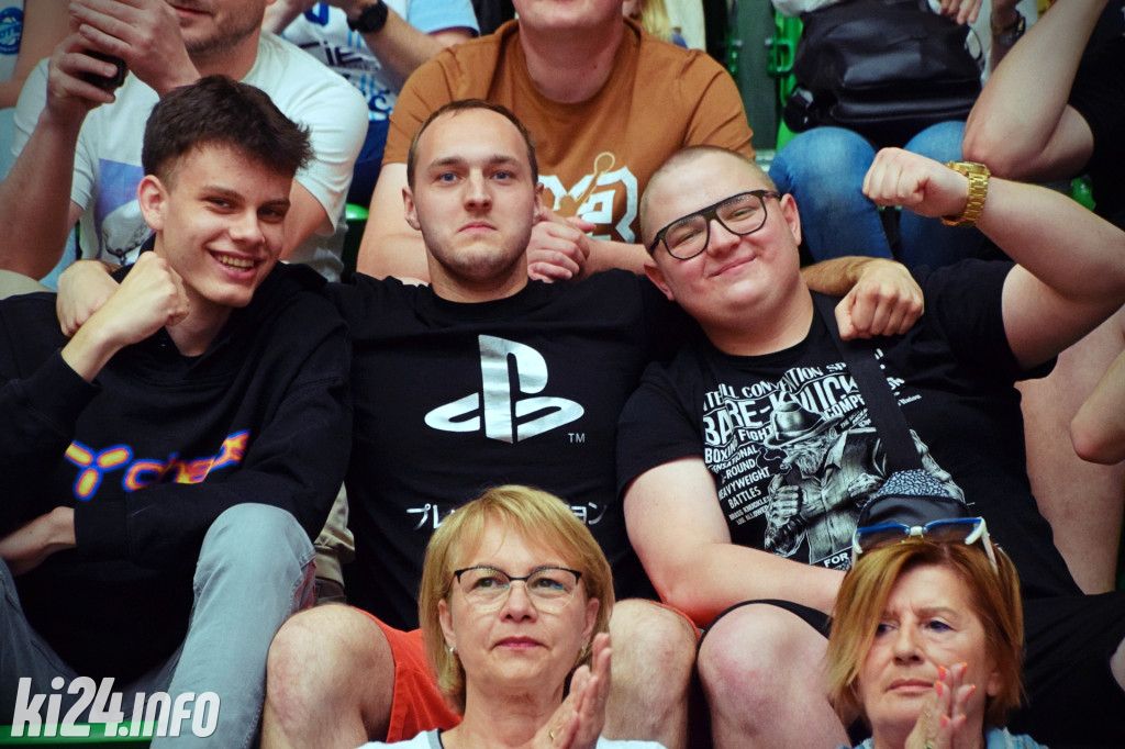 Kibice Noteci w akcji