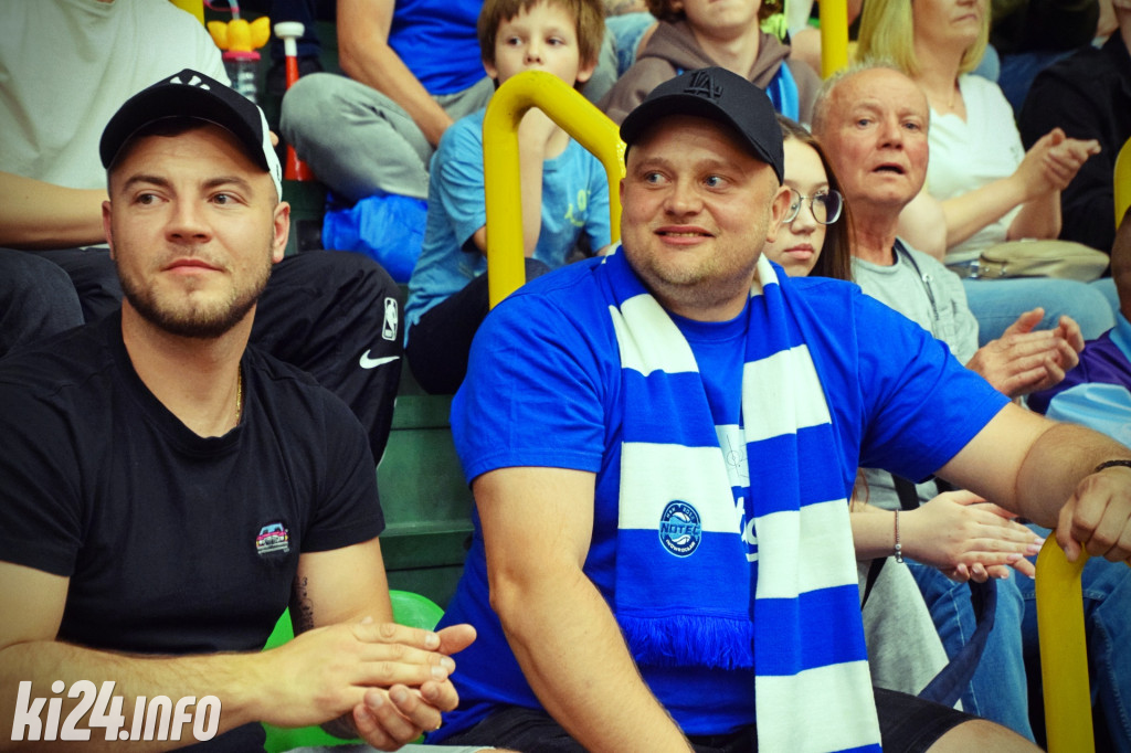 Kibice Noteci w akcji
