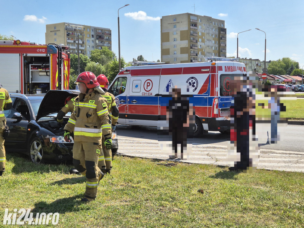 Kolejna groźna kraksa na skrzyżowaniu