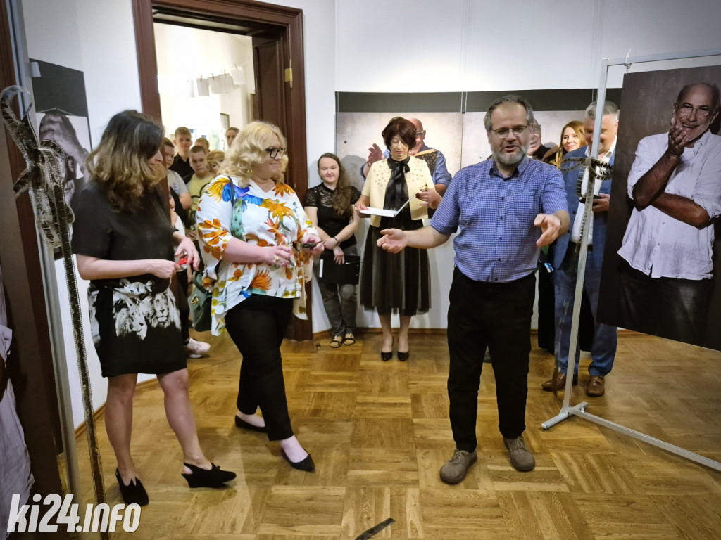 Wystawa portretów Piotra Machalicy