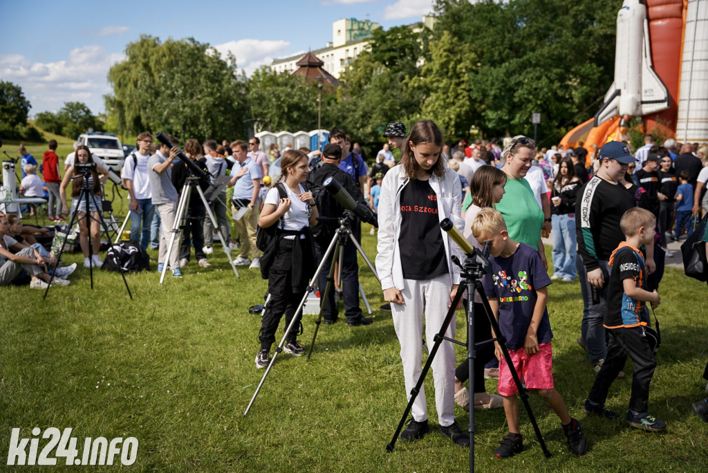 Kosmiczny festiwal przy tężni w Solankach