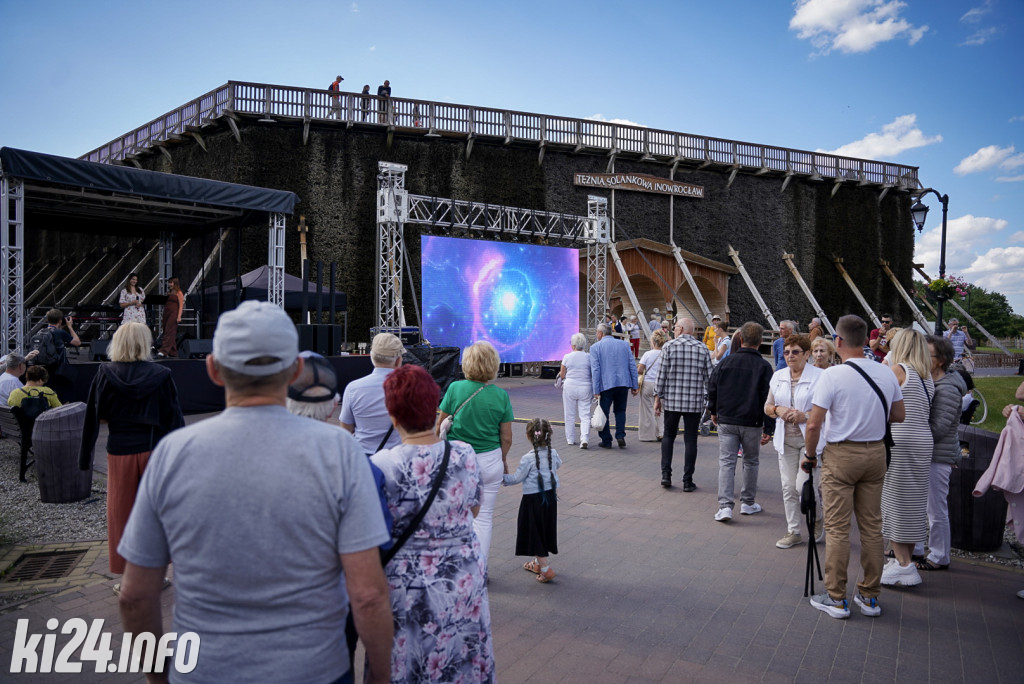 Kosmiczny festiwal przy tężni w Solankach