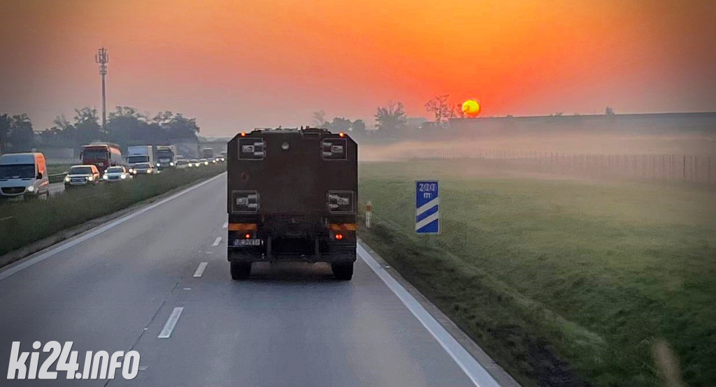 Terytorialsi z Inowrocławia pomagają powodzianom