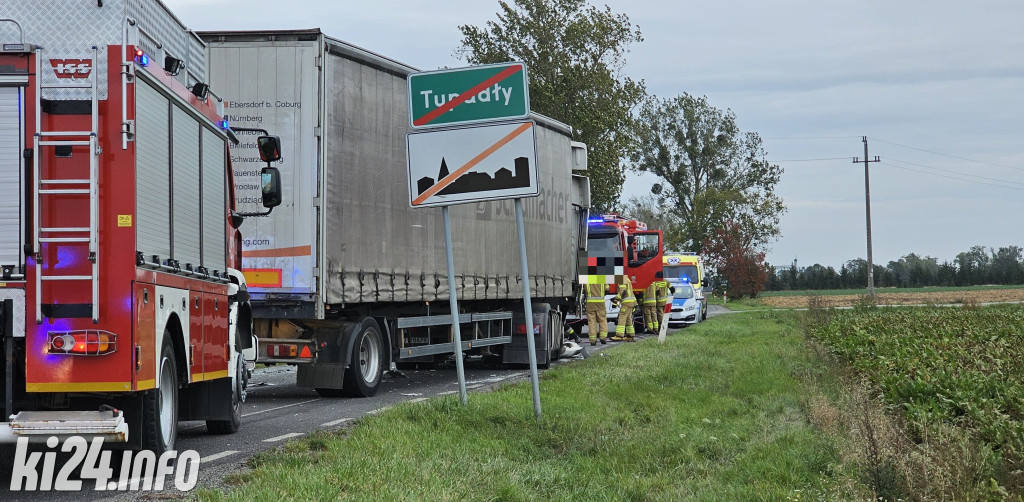 Dwie ciężarówki zderzyły się w Tupadłach