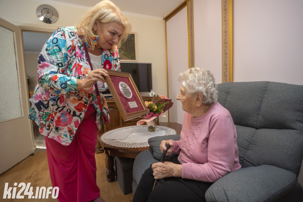 Mieszkanka powiatu inowrocławskiego z pięknym jubileuszem! [FOTO]