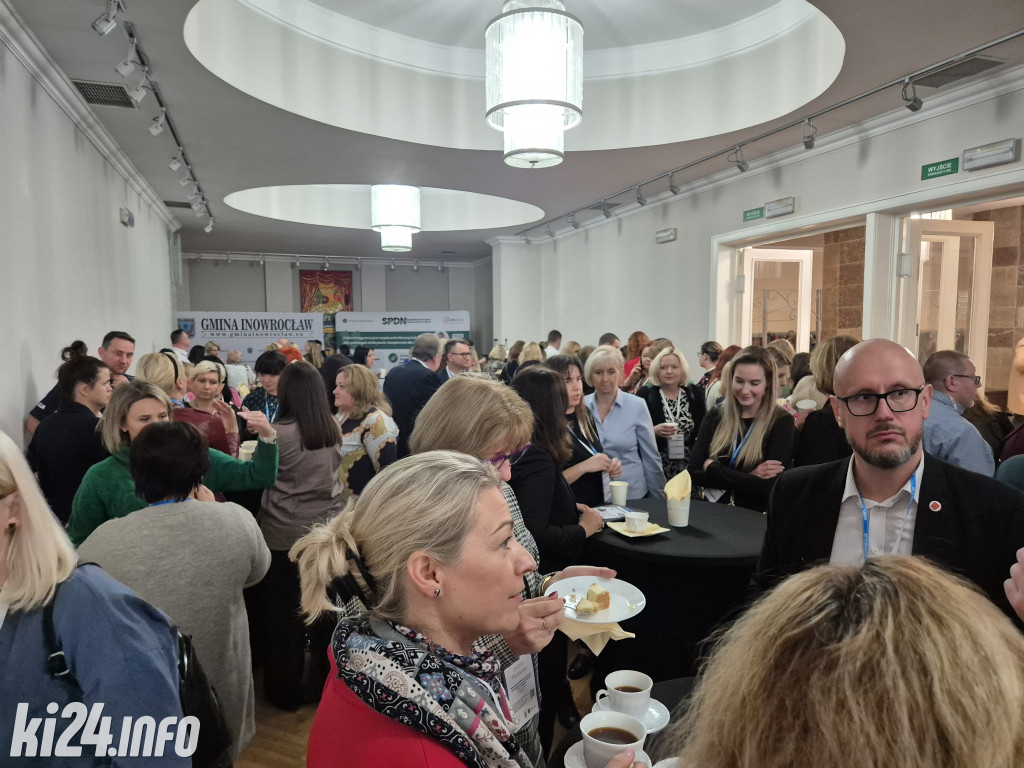 Nowoczesna edukacja w praktyce. Spotkanie ekspertów w inowrocławskim teatrze