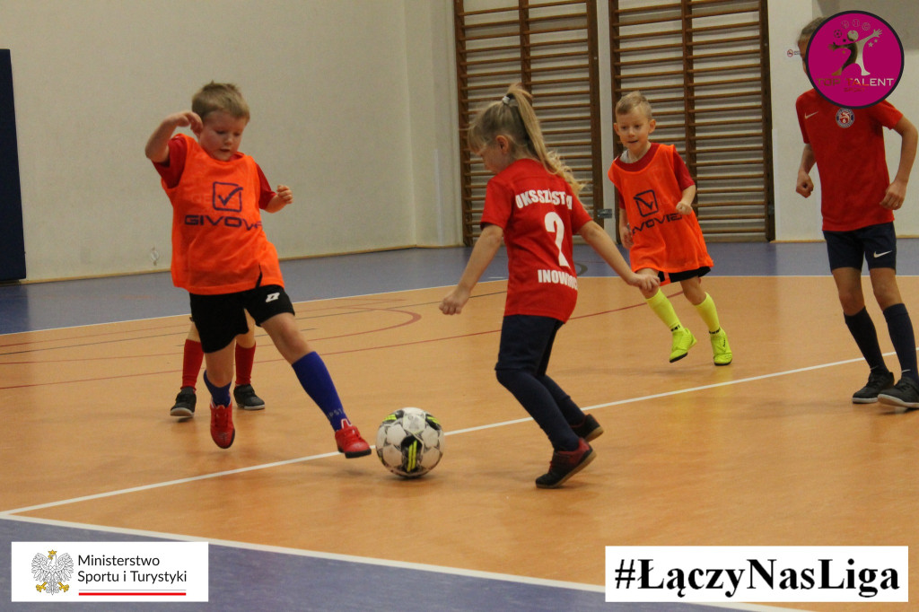 Łączy Nas Liga - 1. turniej