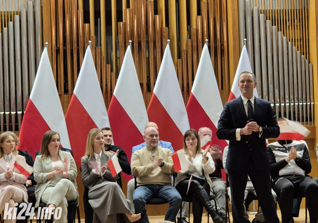 Karol Nawrocki w Inowrocławiu: konkretne deklaracje i ostra krytyka rządu