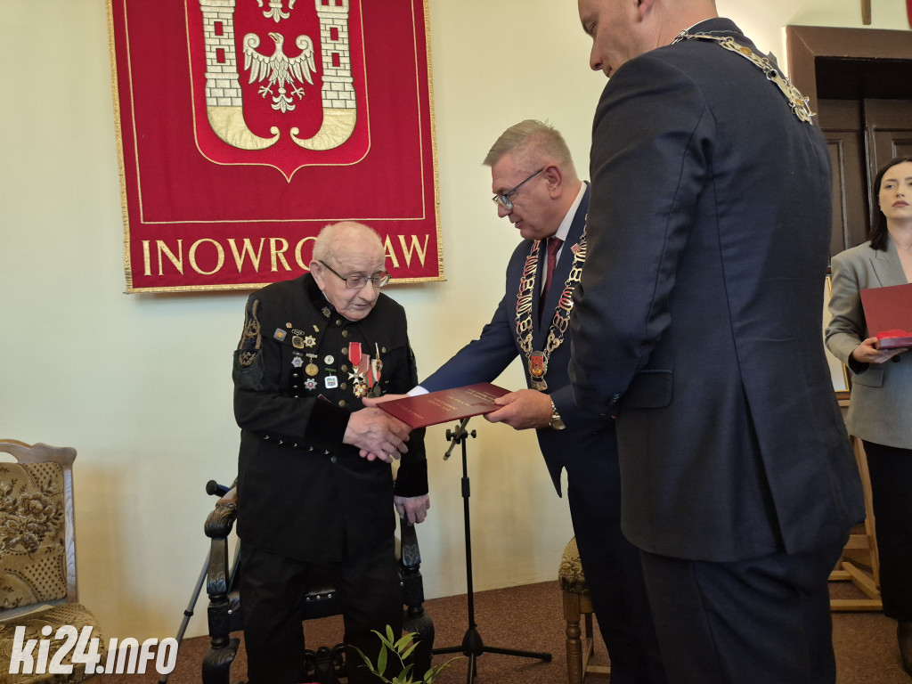 Zbigniew Raczkowski z tytułem Honorowego Obywatela