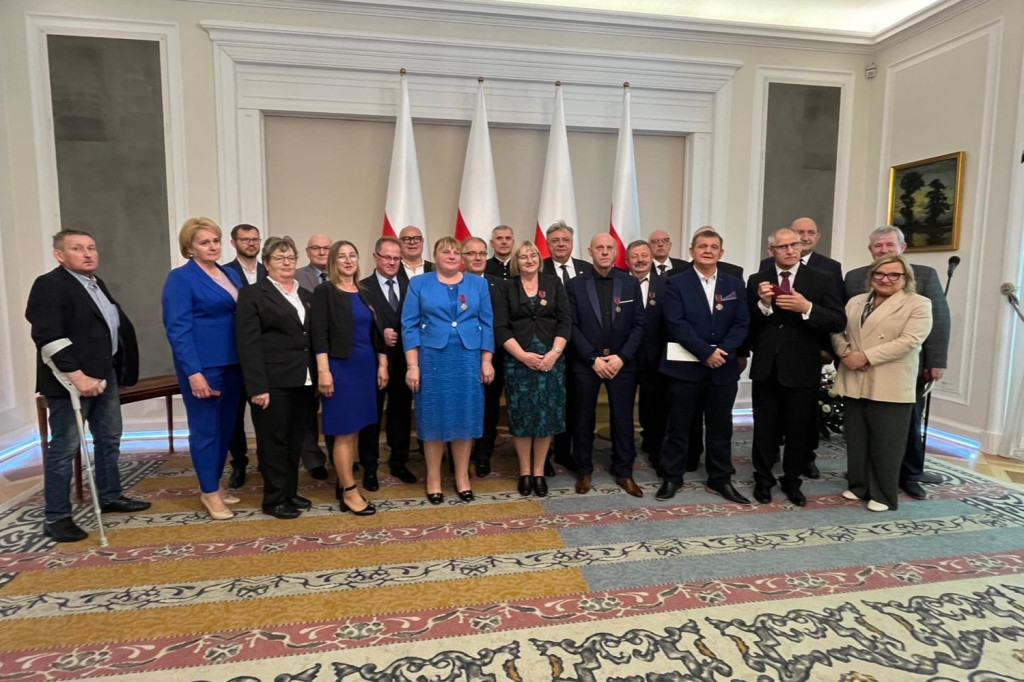 Zasłużeni pracownicy i emeryci Solino S.A. odznaczeni przez Prezydenta RP