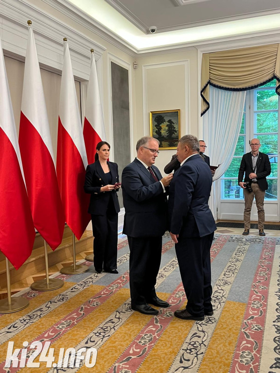 Zasłużeni pracownicy i emeryci Solino S.A. odznaczeni przez Prezydenta RP