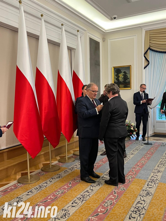Zasłużeni pracownicy i emeryci Solino S.A. odznaczeni przez Prezydenta RP