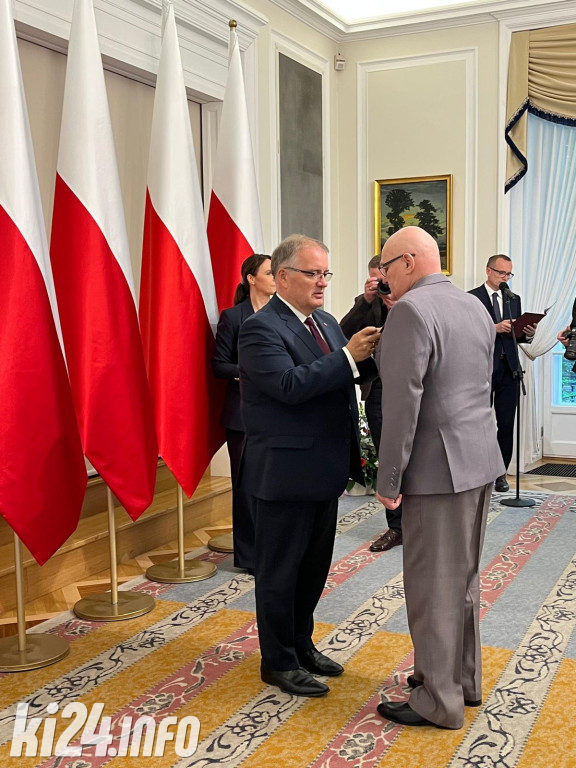 Zasłużeni pracownicy i emeryci Solino S.A. odznaczeni przez Prezydenta RP