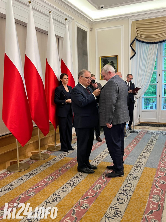 Zasłużeni pracownicy i emeryci Solino S.A. odznaczeni przez Prezydenta RP