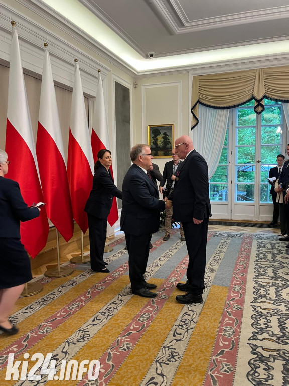 Zasłużeni pracownicy i emeryci Solino S.A. odznaczeni przez Prezydenta RP