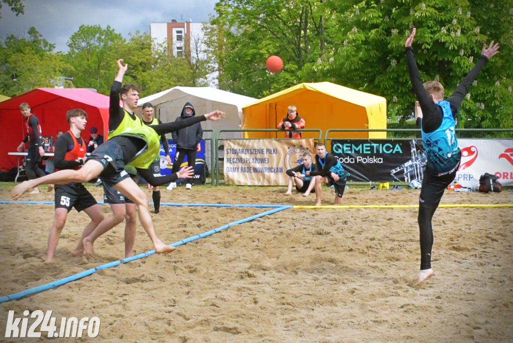 Turniej plażowej piłki ręcznej