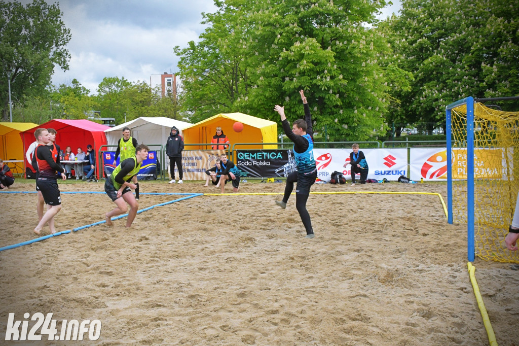 Turniej plażowej piłki ręcznej