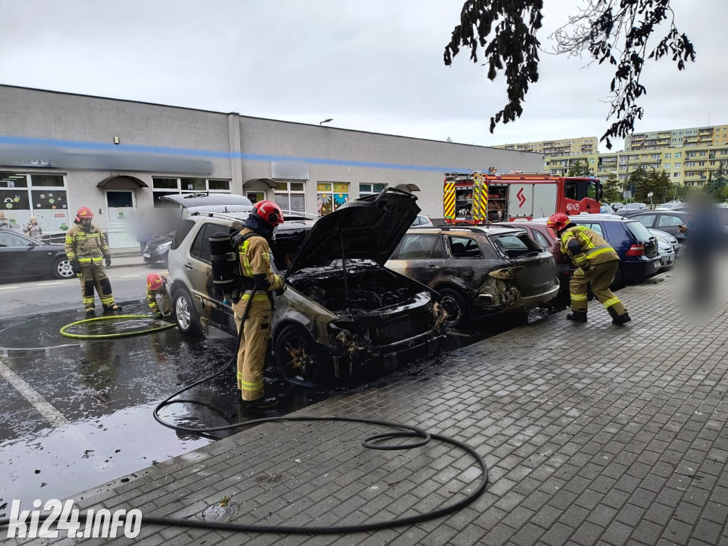 Pożar na parkingu