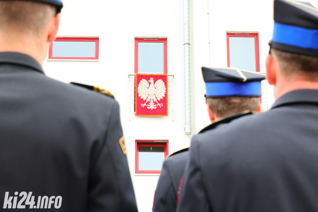 Uroczysty apel z okazji Dnia Strażaka