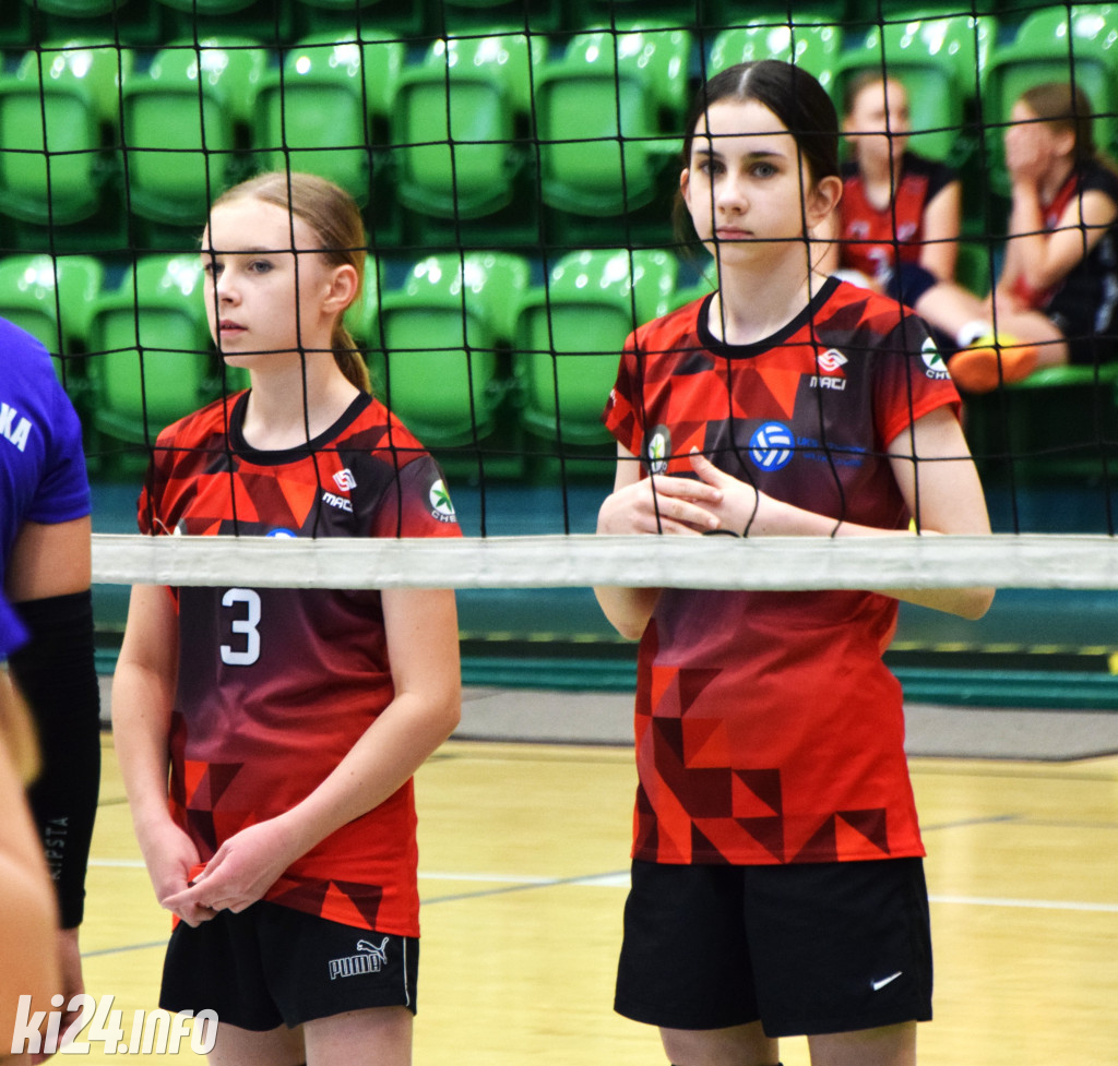 Turniej Piłki Siatkowej na Hali Widowiskowo Sportowej