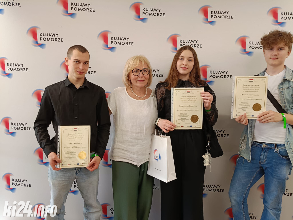 Uczniowie Akademii Szkolnictwa AS wśród najlepszych
