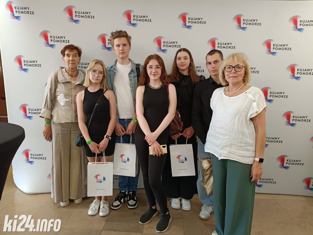 Uczniowie Akademii Szkolnictwa AS wśród najlepszych