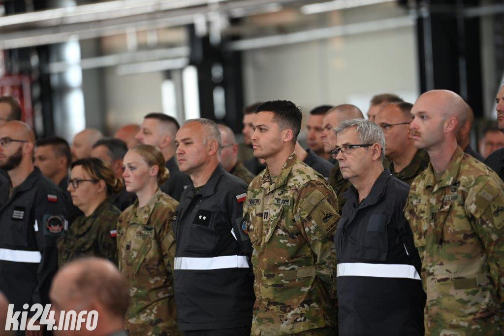 Pierwsze śmigłowce Apache w Polsce