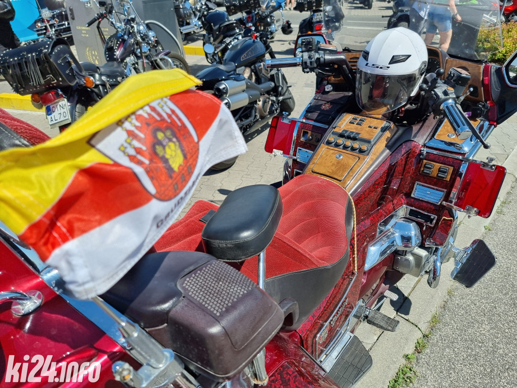 XX Zlot Motocyklowy NA SOLI - pokazy przed galerią