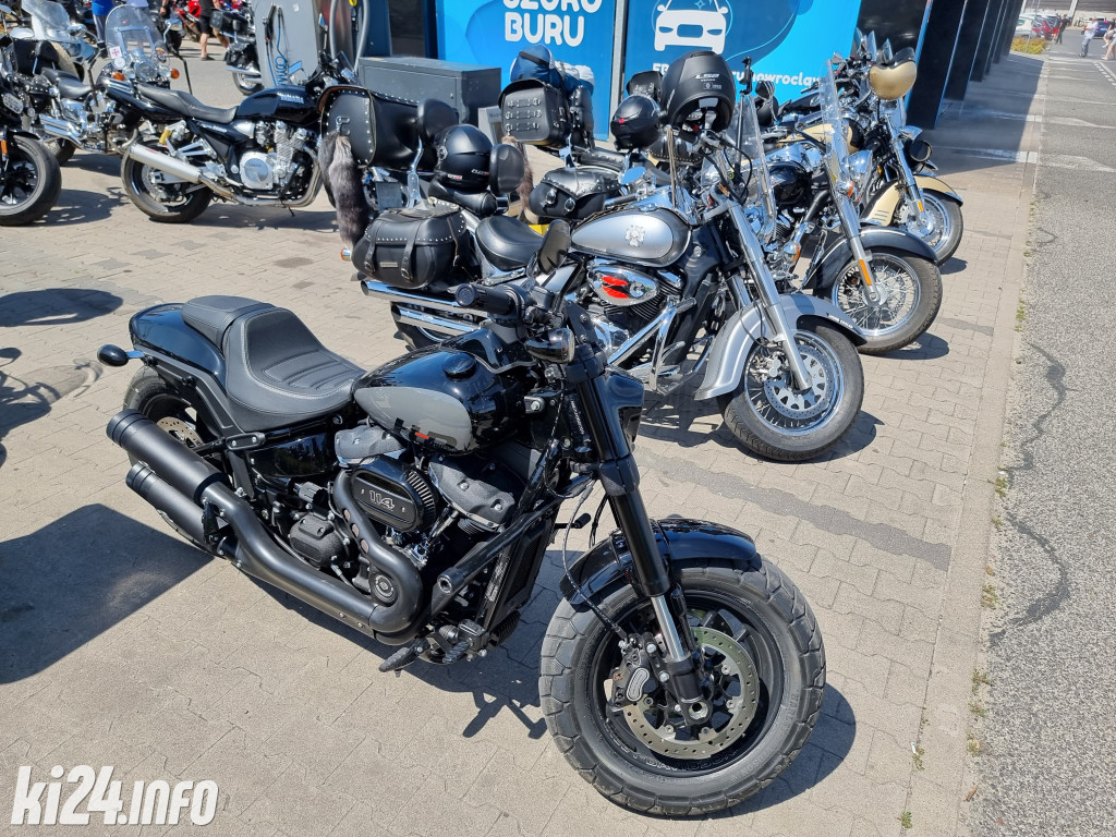 XX Zlot Motocyklowy NA SOLI - pokazy przed galerią