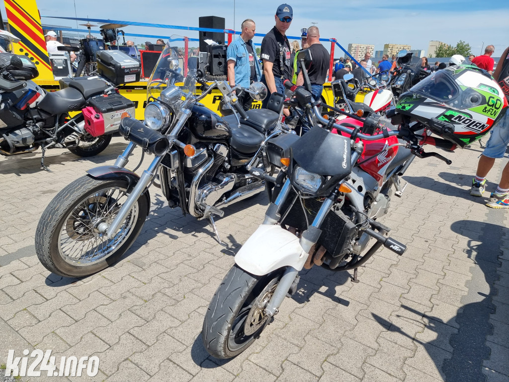 XX Zlot Motocyklowy NA SOLI - pokazy przed galerią