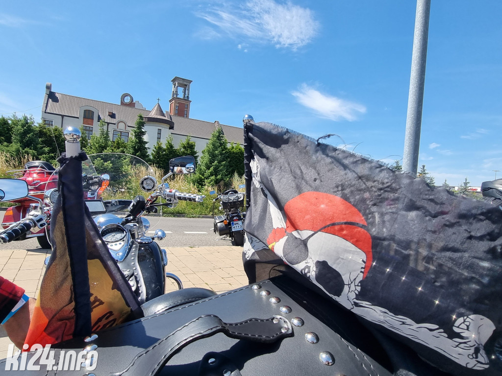 XX Zlot Motocyklowy NA SOLI - pokazy przed galerią