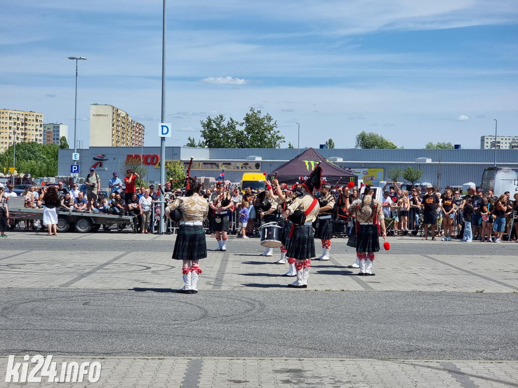 XX Zlot Motocyklowy NA SOLI - pokazy przed galerią
