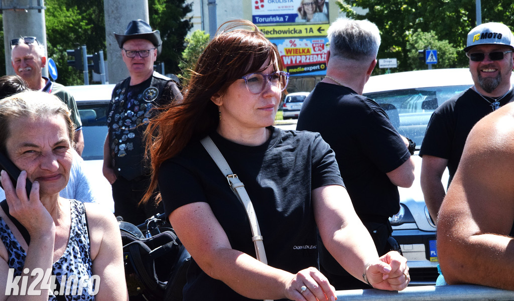 XX Zlot Motocyklowy NA SOLI - pokazy przed galerią
