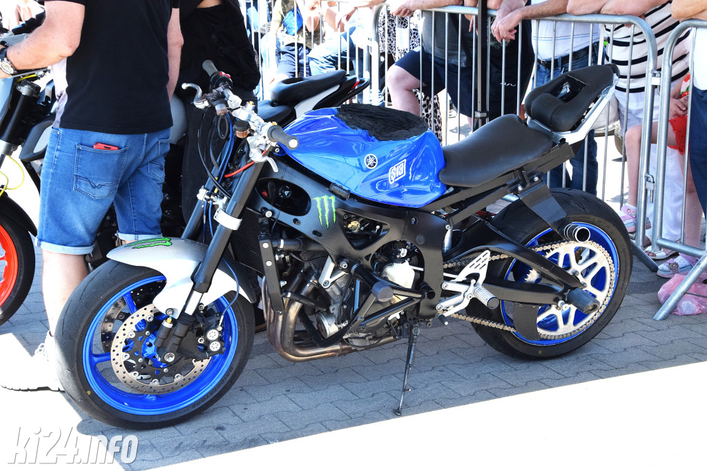 XX Zlot Motocyklowy NA SOLI - pokazy przed galerią