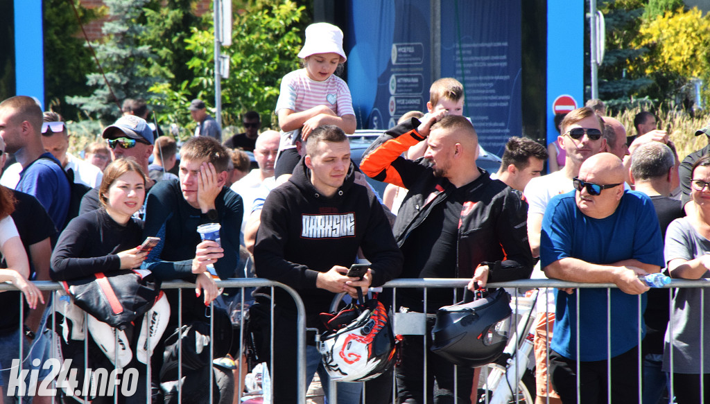 XX Zlot Motocyklowy NA SOLI - pokazy przed galerią