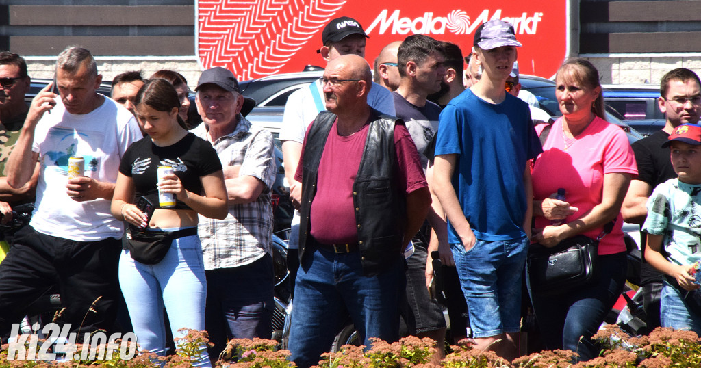 XX Zlot Motocyklowy NA SOLI - pokazy przed galerią