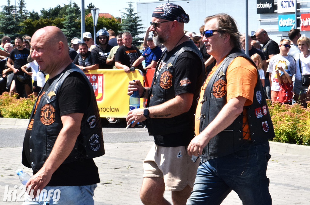 XX Zlot Motocyklowy NA SOLI - pokazy przed galerią