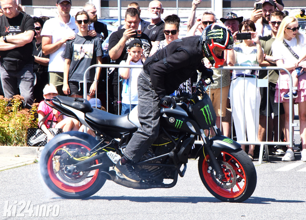 XX Zlot Motocyklowy NA SOLI - pokazy przed galerią