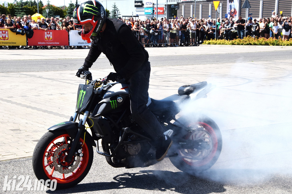 XX Zlot Motocyklowy NA SOLI - pokazy przed galerią