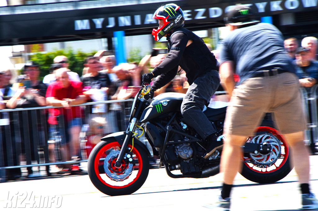 XX Zlot Motocyklowy NA SOLI - pokazy przed galerią