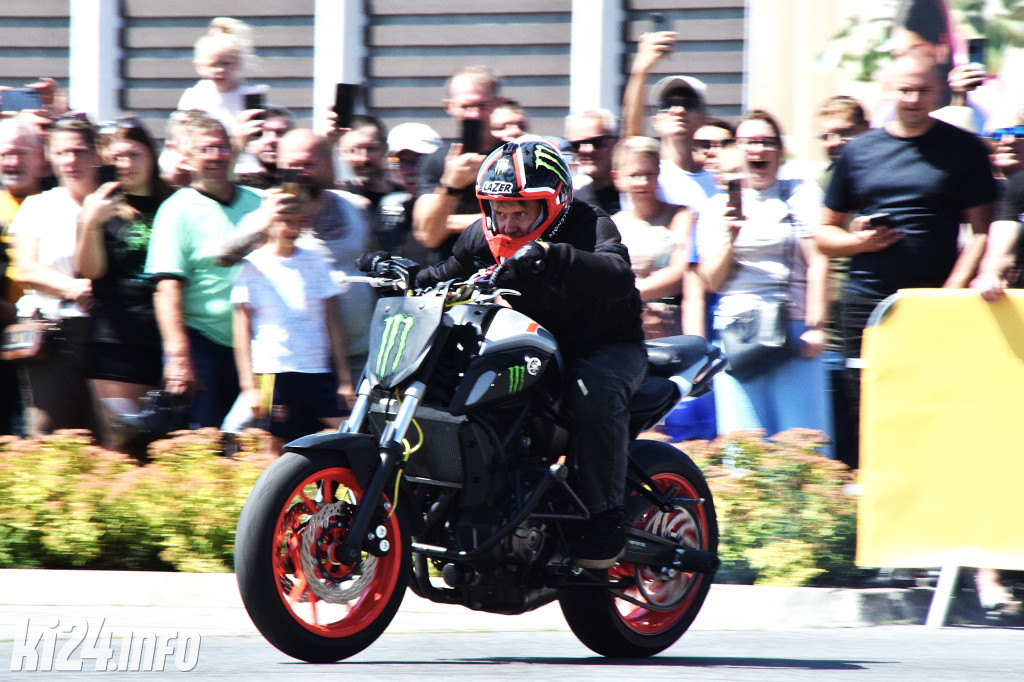 XX Zlot Motocyklowy NA SOLI - pokazy przed galerią