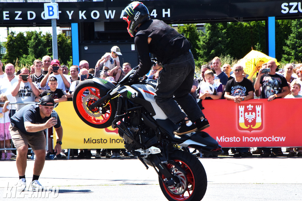 XX Zlot Motocyklowy NA SOLI - pokazy przed galerią