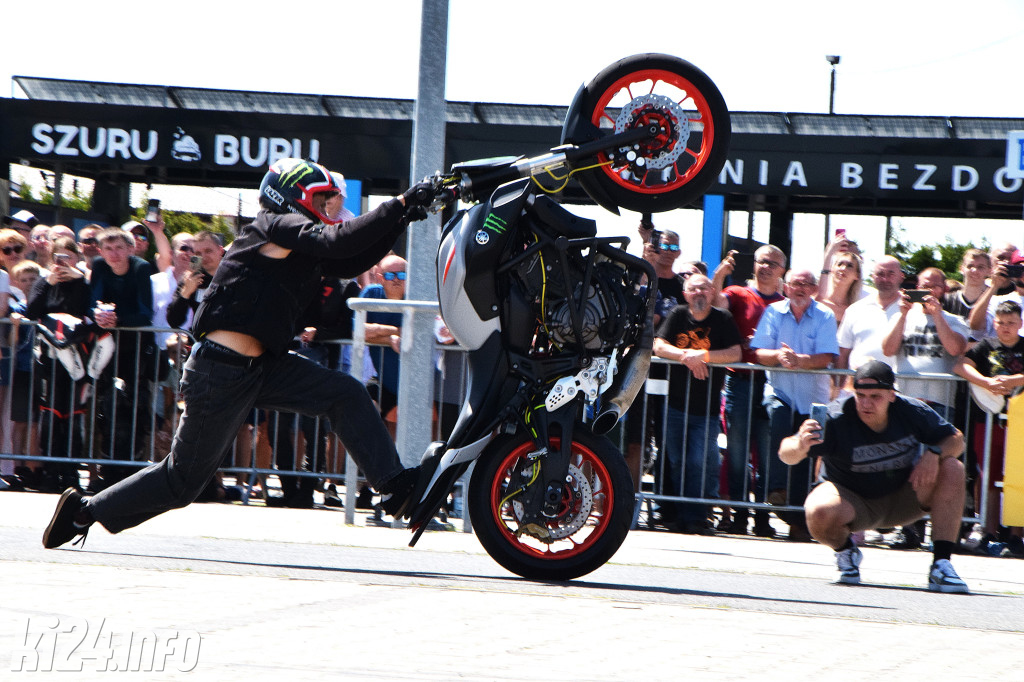 XX Zlot Motocyklowy NA SOLI - pokazy przed galerią