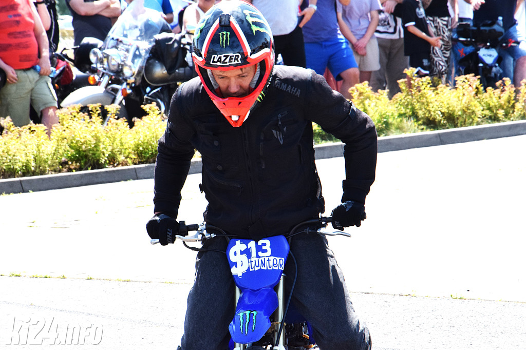XX Zlot Motocyklowy NA SOLI - pokazy przed galerią